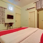 Oyo Hotel Prayag